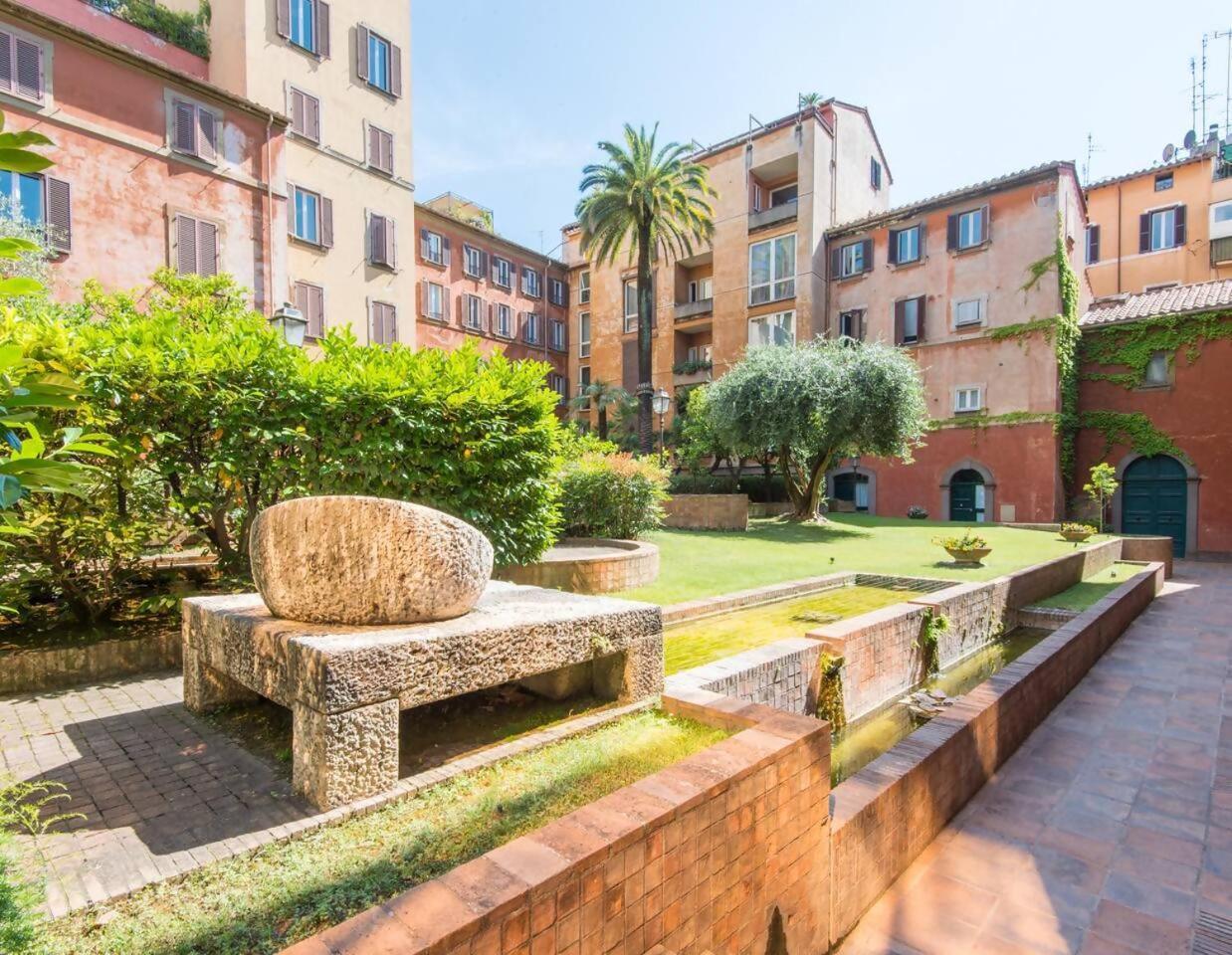 Апартаменти Trevi Luxury With Terrace Рим Екстер'єр фото